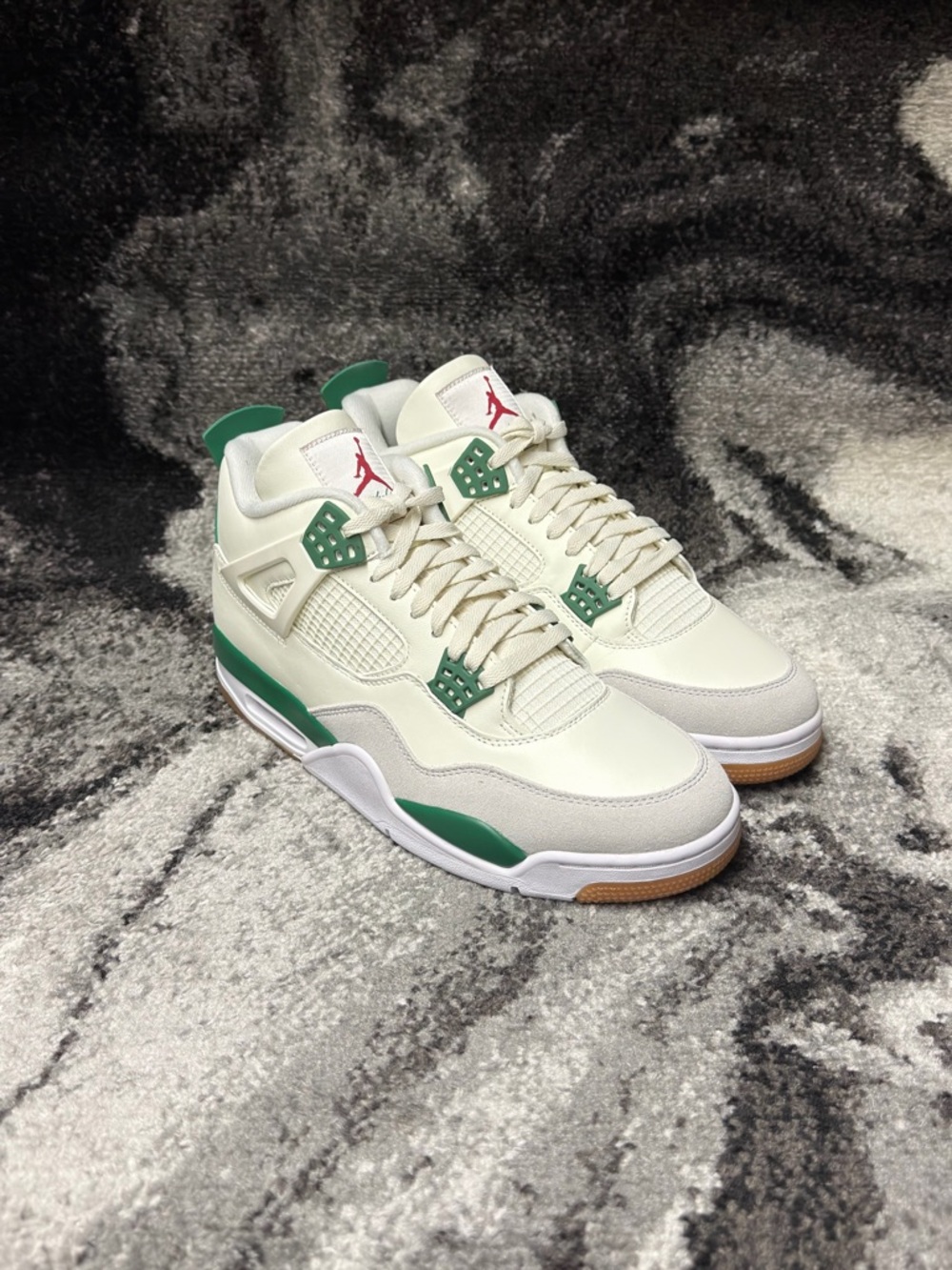 Jordan 4 Retro SB Pine Green Mens Size 12